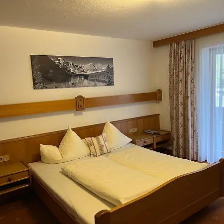 Siggi Guest house 3*